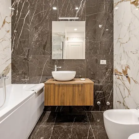 Apartment Santerasmo Colosseo Rome